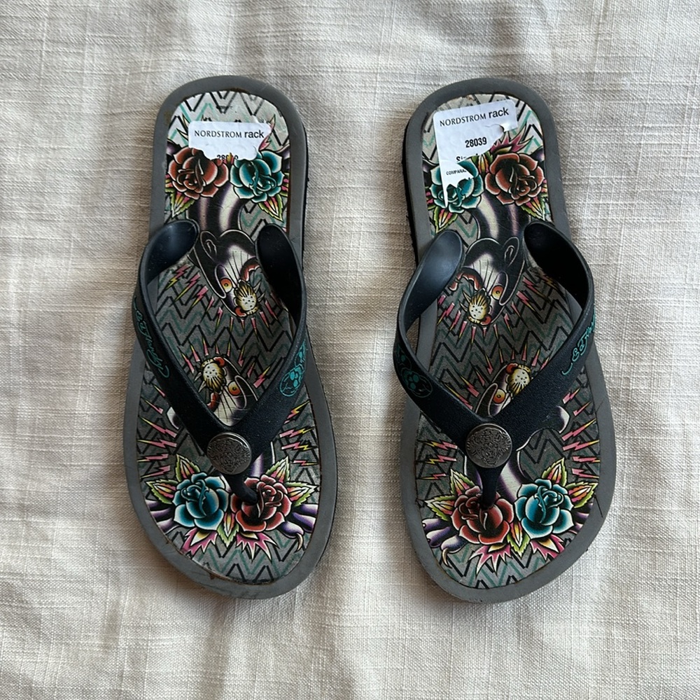 Ed Hardy Size 5 Women's Sandals PRICE FIRM